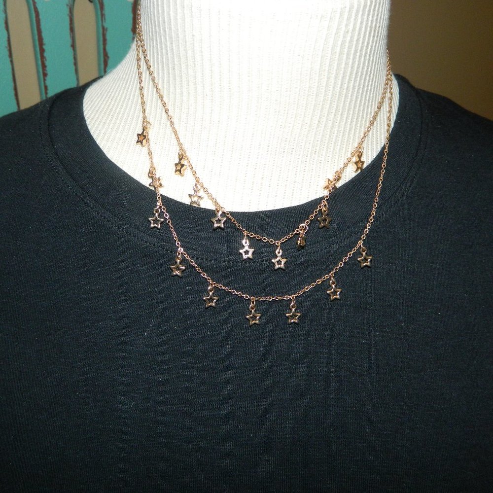 Area Stars Two Layered Gold Tone Mini Star Necklace N